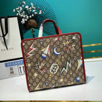 Gucci Handbag (75)