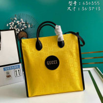 Gucci Handbag (35)