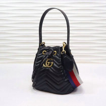 Gucci Handbag (211)