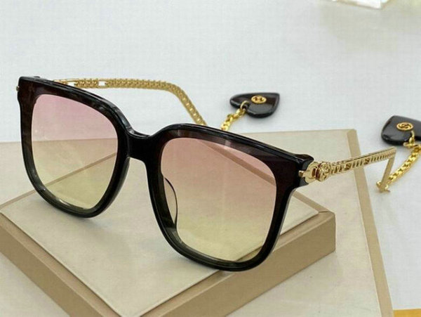 Gucci Sunglasses AAA (817)