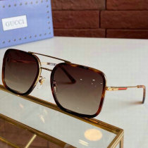 Gucci Sunglasses AAA (924)