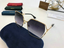 Gucci Sunglasses AAA (981)