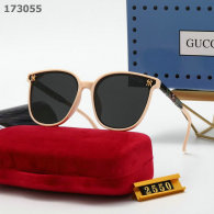 Gucci Sunglasses AA quality (305)