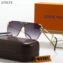LV Sunglasses AA quality (157)