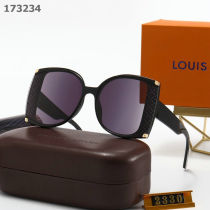 LV Sunglasses AA quality (219)