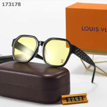 LV Sunglasses AA quality (163)