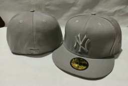New York Yankees hats (31)