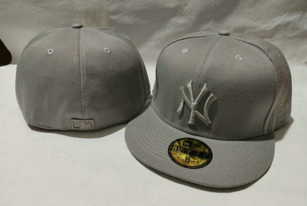 New York Yankees hats (31)