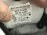 Balenciaga Track 3.0 Sneaker (39)