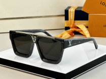 LV Sunglasses AAA (456)