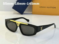 LV Sunglasses AAA (582)