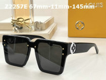 LV Sunglasses AAA (431)