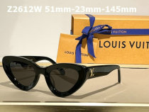 LV Sunglasses AAA (301)