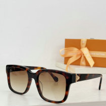 LV Sunglasses AAA (376)