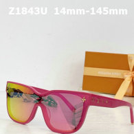 LV Sunglasses AAA (455)