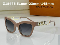 LV Sunglasses AAA (147)