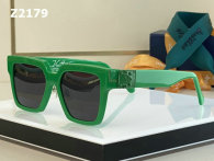 LV Sunglasses AAA (532)
