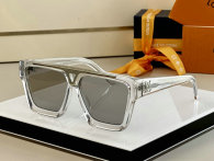 LV Sunglasses AAA (552)