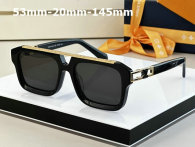 LV Sunglasses AAA (424)