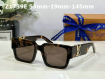 LV Sunglasses AAA (449)