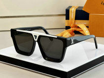 LV Sunglasses AAA (476)