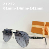 LV Sunglasses AAA (479)
