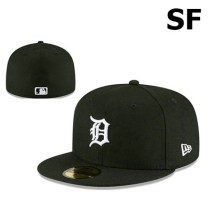 Detroit Tigers hats (4)