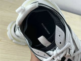 Balenciaga Track 3.0 Sneaker (47)