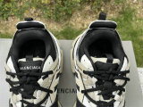 Balenciaga Track 3.0 Sneaker (51)