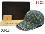 LV Snapback Hat AAA Quality （113）
