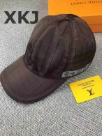 LV Snapback Hat AAA Quality （17）