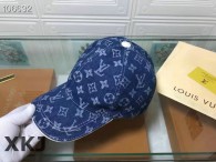 LV Snapback Hat AAA Quality （156）
