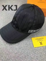 LV Snapback Hat AAA Quality （138）