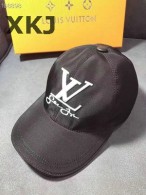 LV Snapback Hat AAA Quality （62）
