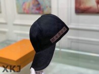 Gucci Snapback Hat AAA Quality （153）