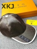 LV Snapback Hat AAA Quality （39）