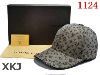 LV Snapback Hat AAA Quality （83）