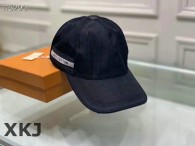 LV Snapback Hat AAA Quality （115）