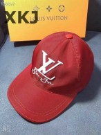 LV Snapback Hat AAA Quality （75）