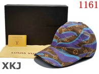 LV Snapback Hat AAA Quality （20）