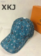 LV Snapback Hat AAA Quality （71）