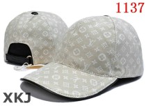 LV Snapback Hat AAA Quality （126）