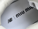 Authentic Miu Miu x New Balance 530 (1)