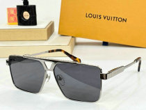 LV Sunglasses AAA (789)