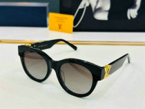 LV Sunglasses AAA (604)