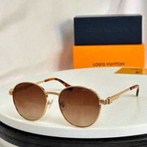 LV Sunglasses AAA (710)