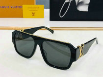 LV Sunglasses AAA (971)
