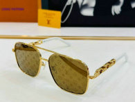 LV Sunglasses AAA (562)