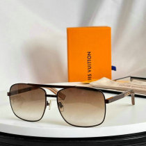 LV Sunglasses AAA (330)