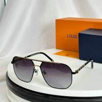 LV Sunglasses AAA (559)